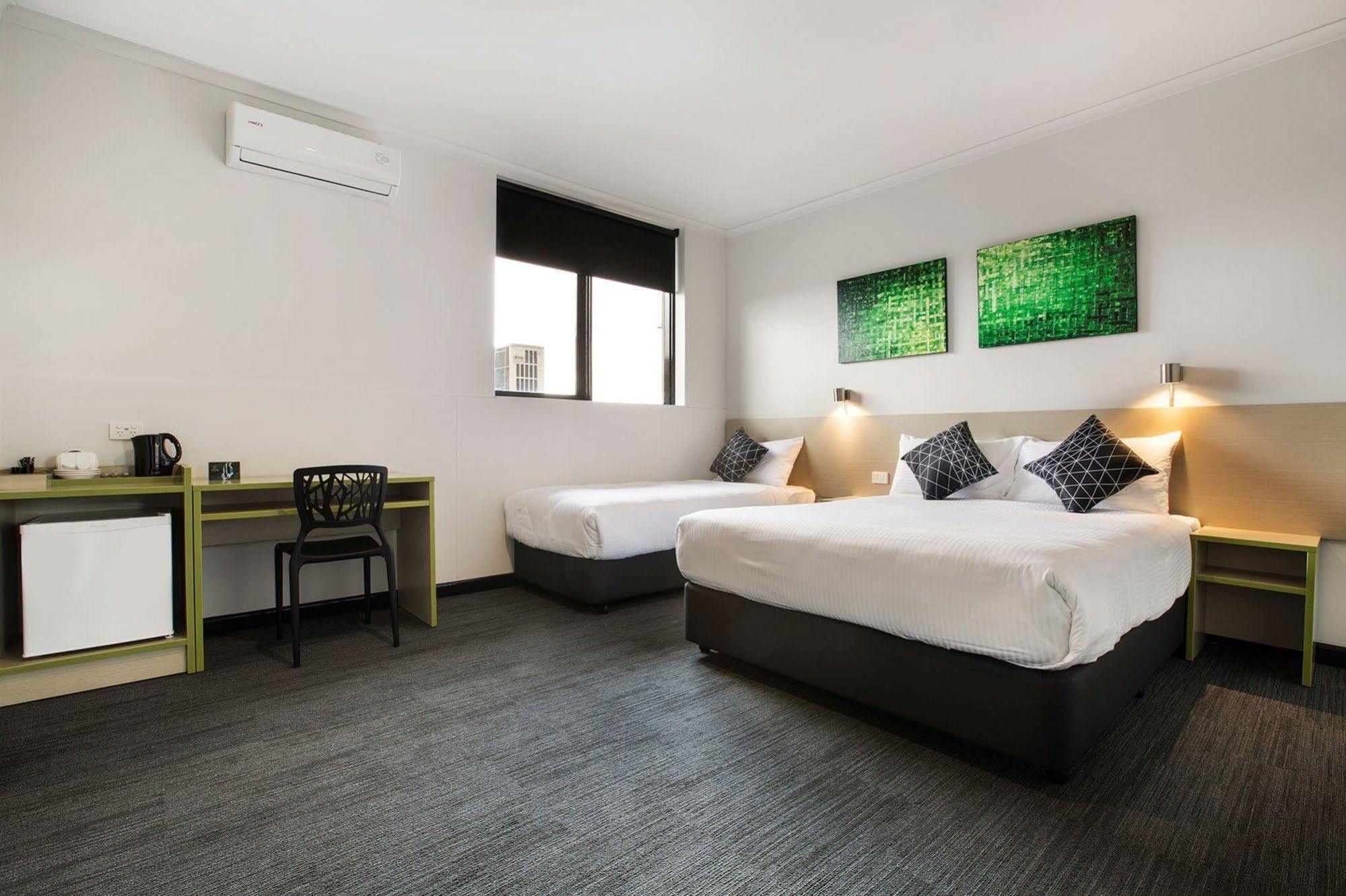 ไนท์แคป แอท เซนต์แอลเบินส์ โฮเต็ล Hotel St Albans ภายนอก รูปภาพ